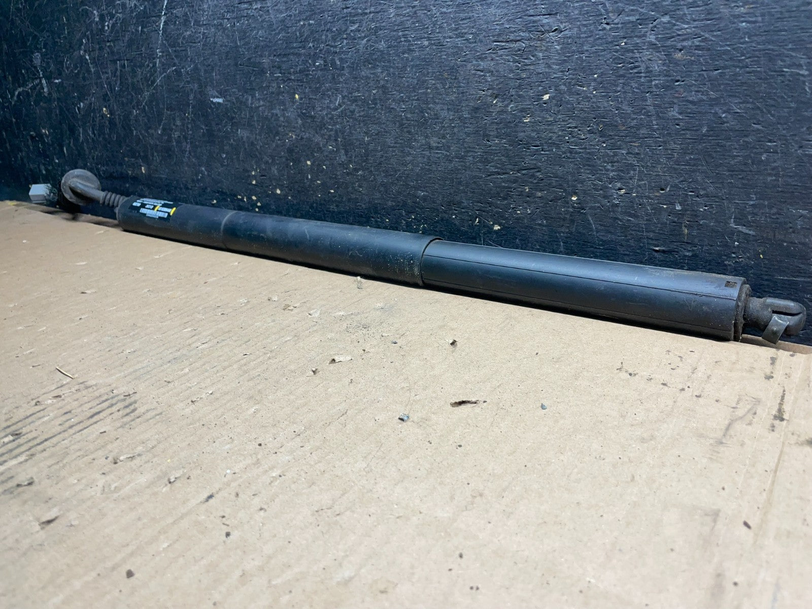 2014 Jeep Cherokee Left Rear Liftgate Rod Support Strut u9347 DG2