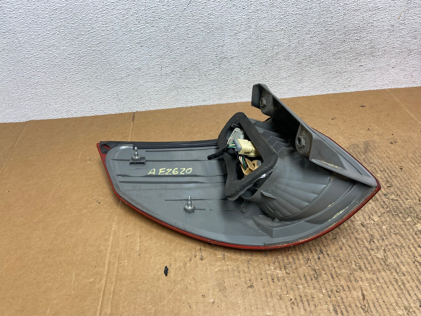 2006 - 2010 Toyota Sienna Right Passenger Side Tail Light AE2620 LK5