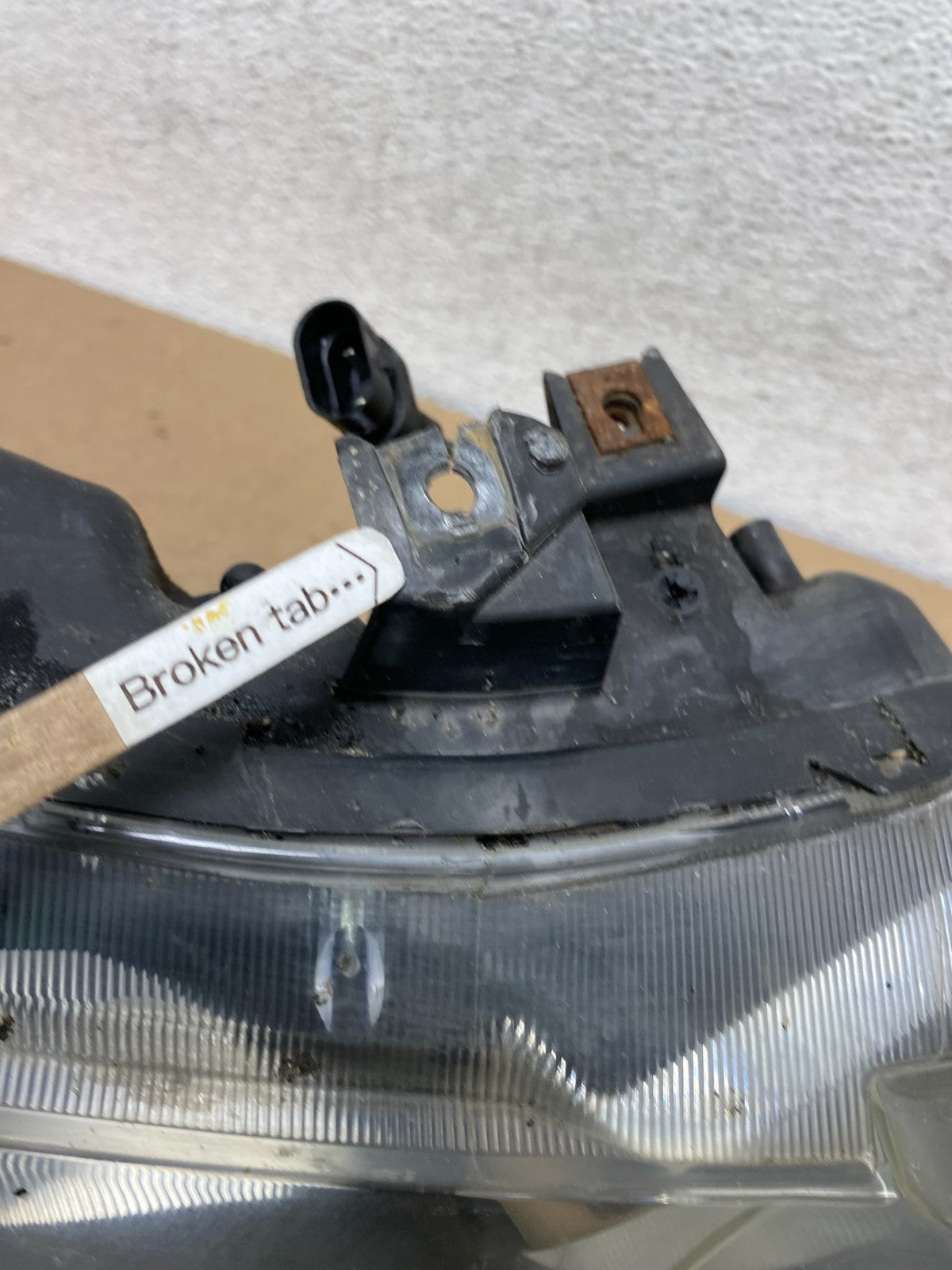 2006 2007 2008 Honda Civic Sedan Right Passenger Headlight Halogen AF5114 DW5
