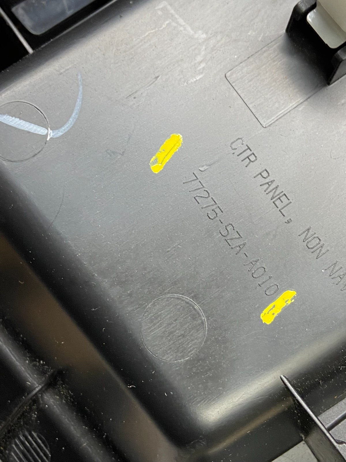 2009 to 2012 OEM Honda Pilot Information Display Screen V7767 DG6