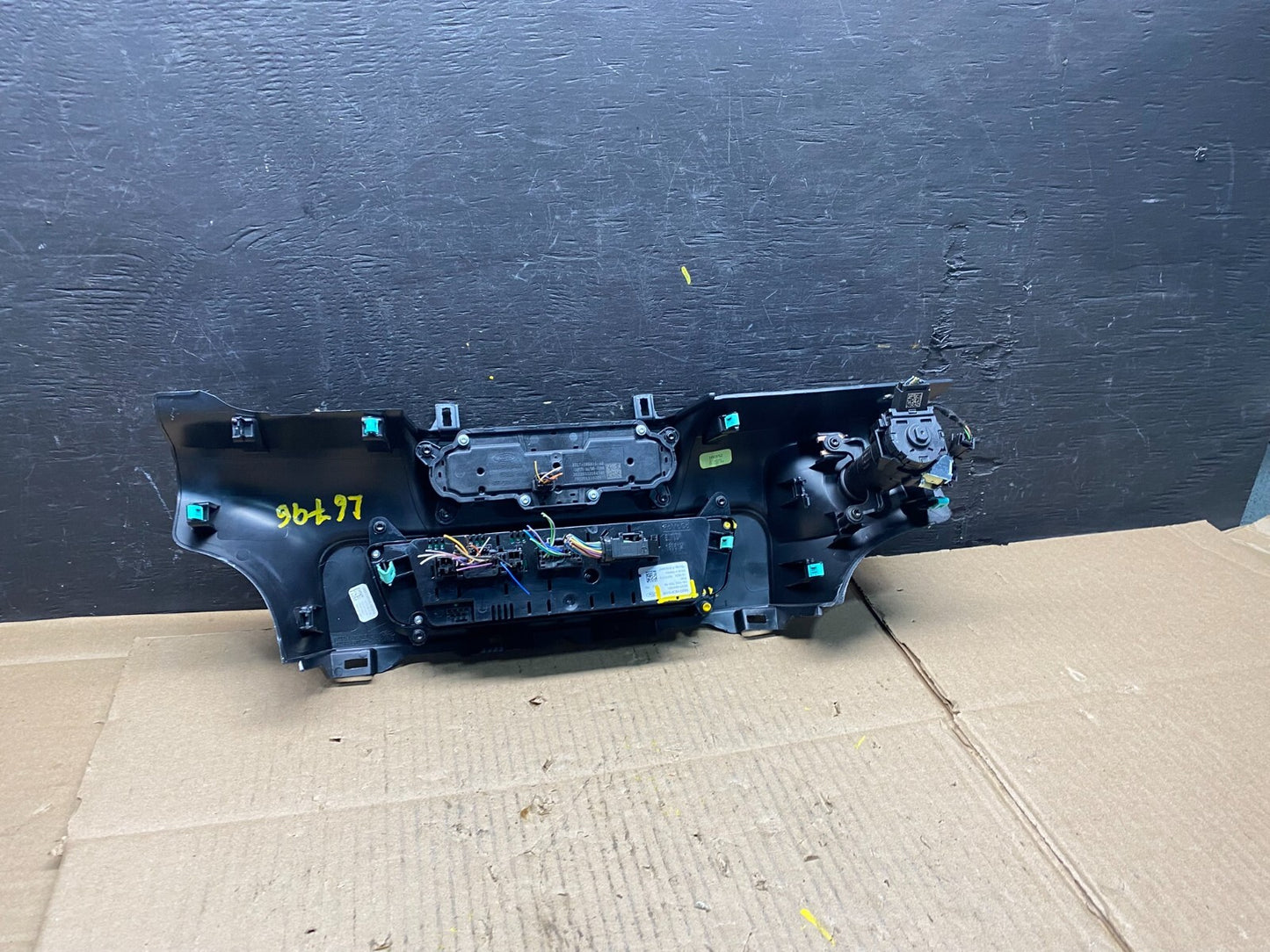 2020 to 2023 Ford Explorer Radio Climate Control Panel Trim L6796 PS5