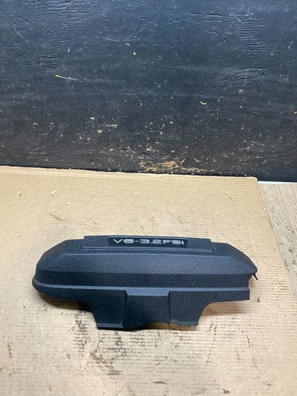 2008 to 2008 Audi  A6 3.2L Engine Motor Cover OEM V9379 DG0