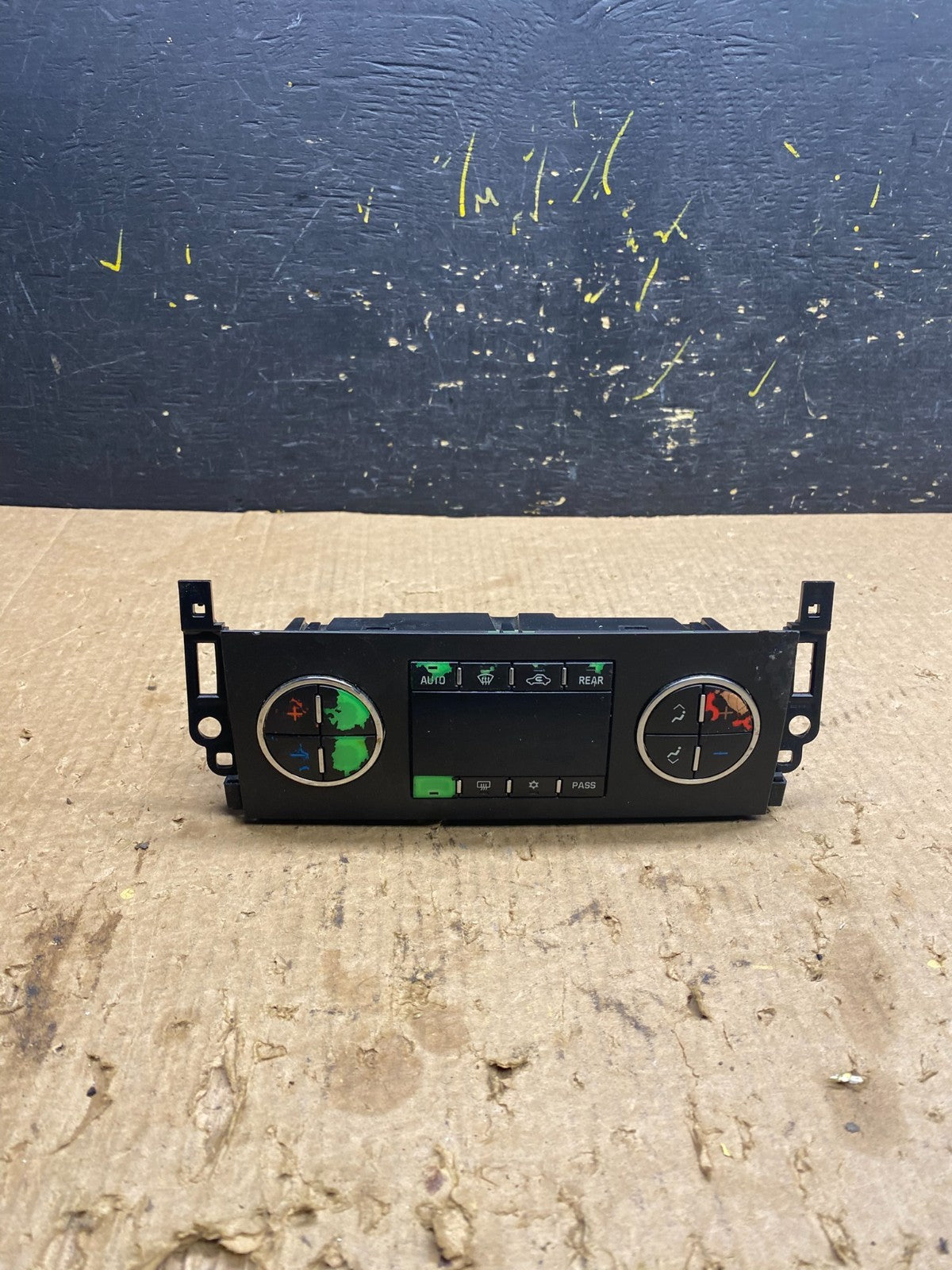 2007-2011 GMC Yukon Tahoe Automatic Climate Temperature Temp Control z7346 DG0