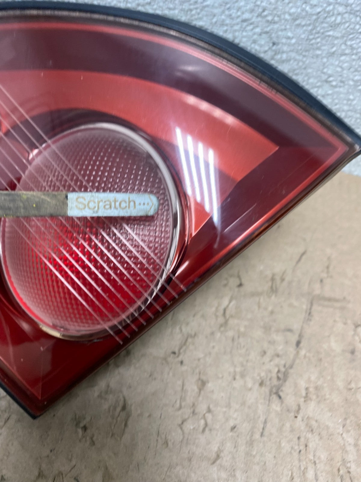 1999 - 2001 Lexus RX300 Right Passenger Side Rear Inner Tail Light Oem U9610 DW4