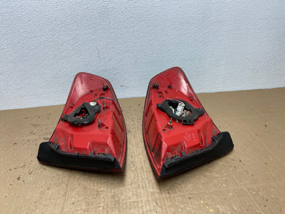 2003-2004 Infiniti G35 Left+Right Side Set Tail Lights Oem AC0118 DW9