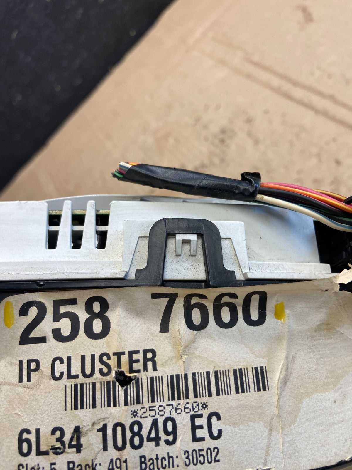 2004 - 2005 Ford F150 F-150 Lariat Speedometer Cluster Gauge ae1878 DG6