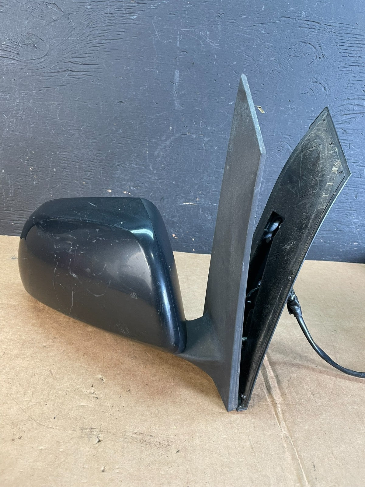 2011 to 2014 Toyota Sienna Right Passenger RH View Door Mirror AE0925 DW1