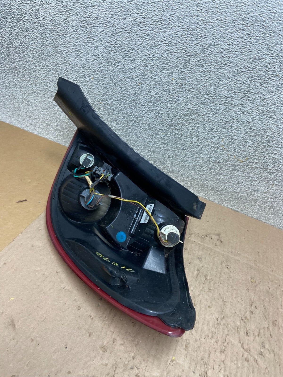 2003-2007 Saturn Ion Coupe Left Driver LH Side Tail Light Oem Z6310 DW5