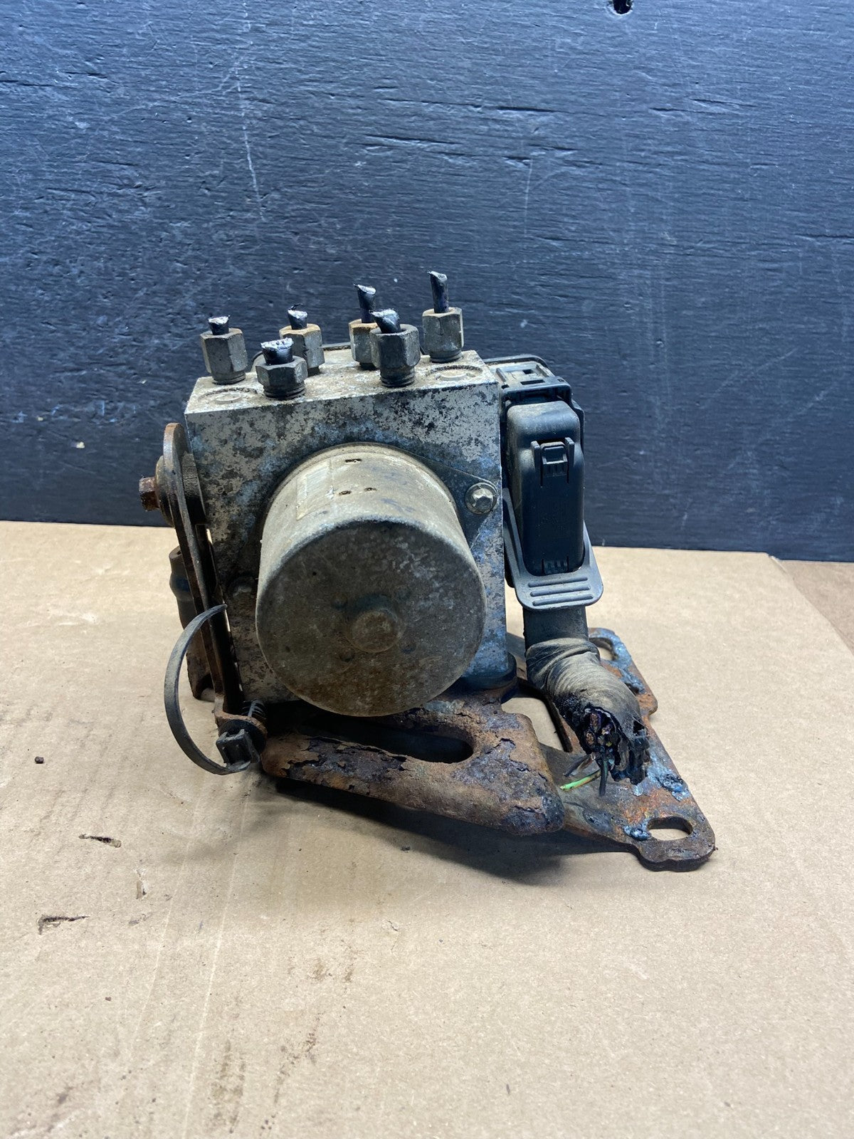 2011 Ford F250 F350 SD ABS Anti Lock Brake Pump Module af9332 DG5