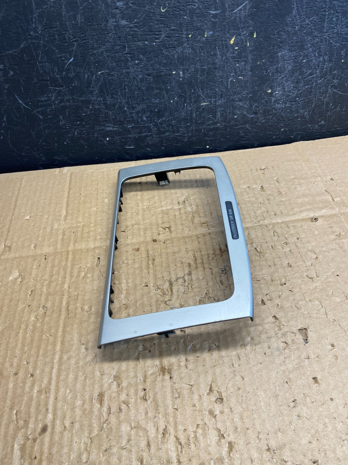 2006 to 2010 Volkswagen Passat Radio Dashboard Bezel Trim Cover ad1861 DG1
