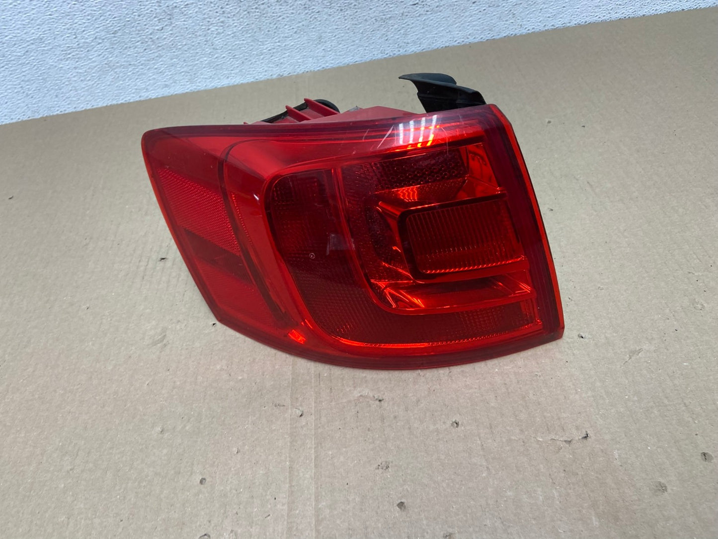 2011 to 2014 Volkswagen Jetta Left Driver LH Side Tail Light AE9452 LK0