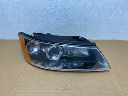 2006-2008 Hyundai Sonata Right Passenger Rh Side Headlight Halogen AC7495 DW0