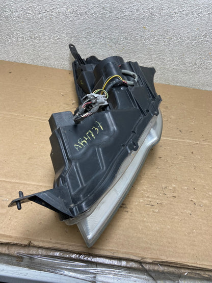 2013 - 2014 Subaru Legacy Outback Right Passenger Headlight AB4737 DW7