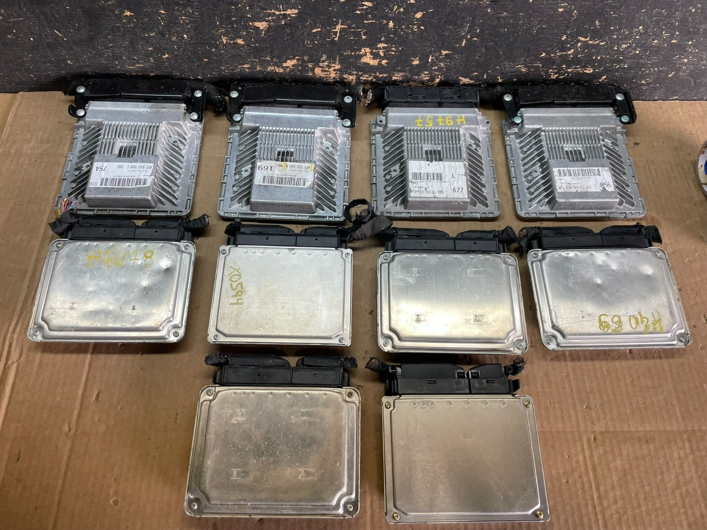 Mix of 10 Audi ECM Engine Computer Module AB30951