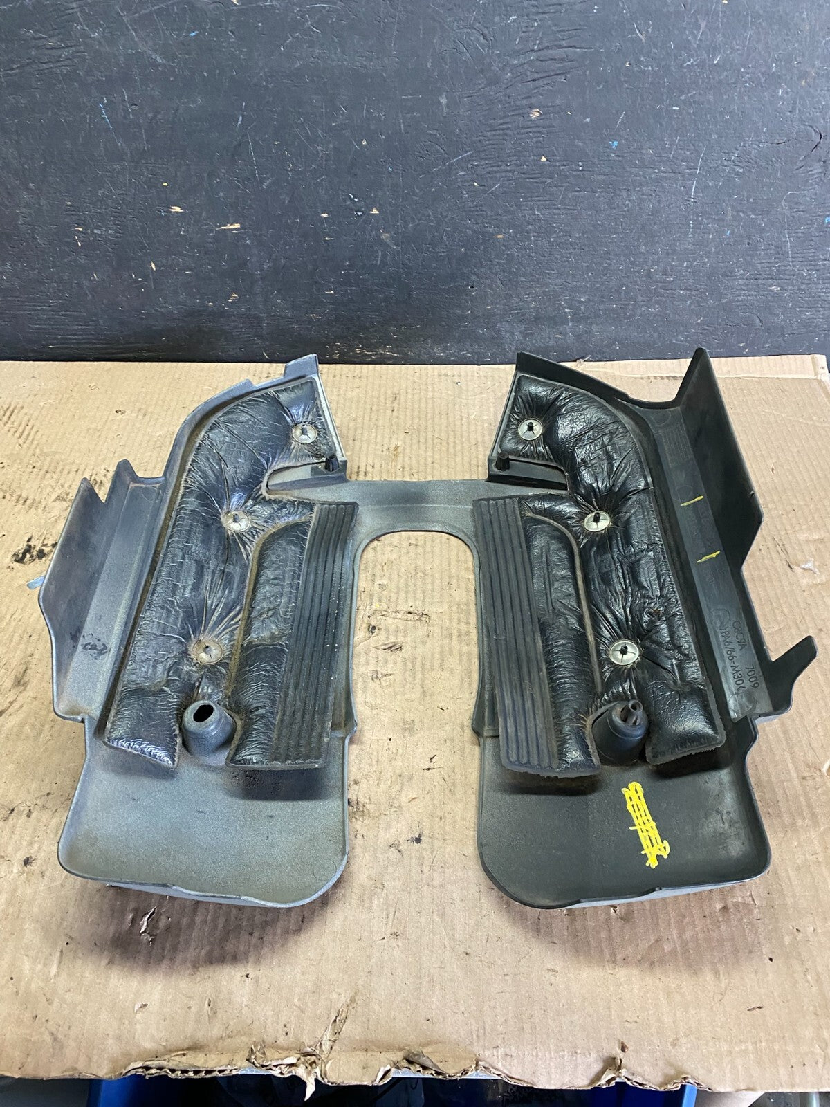 2009 2011 Jaguar XF Supercharged 4.2L Motor Upper Engine Cover Plastic L9457 DG4