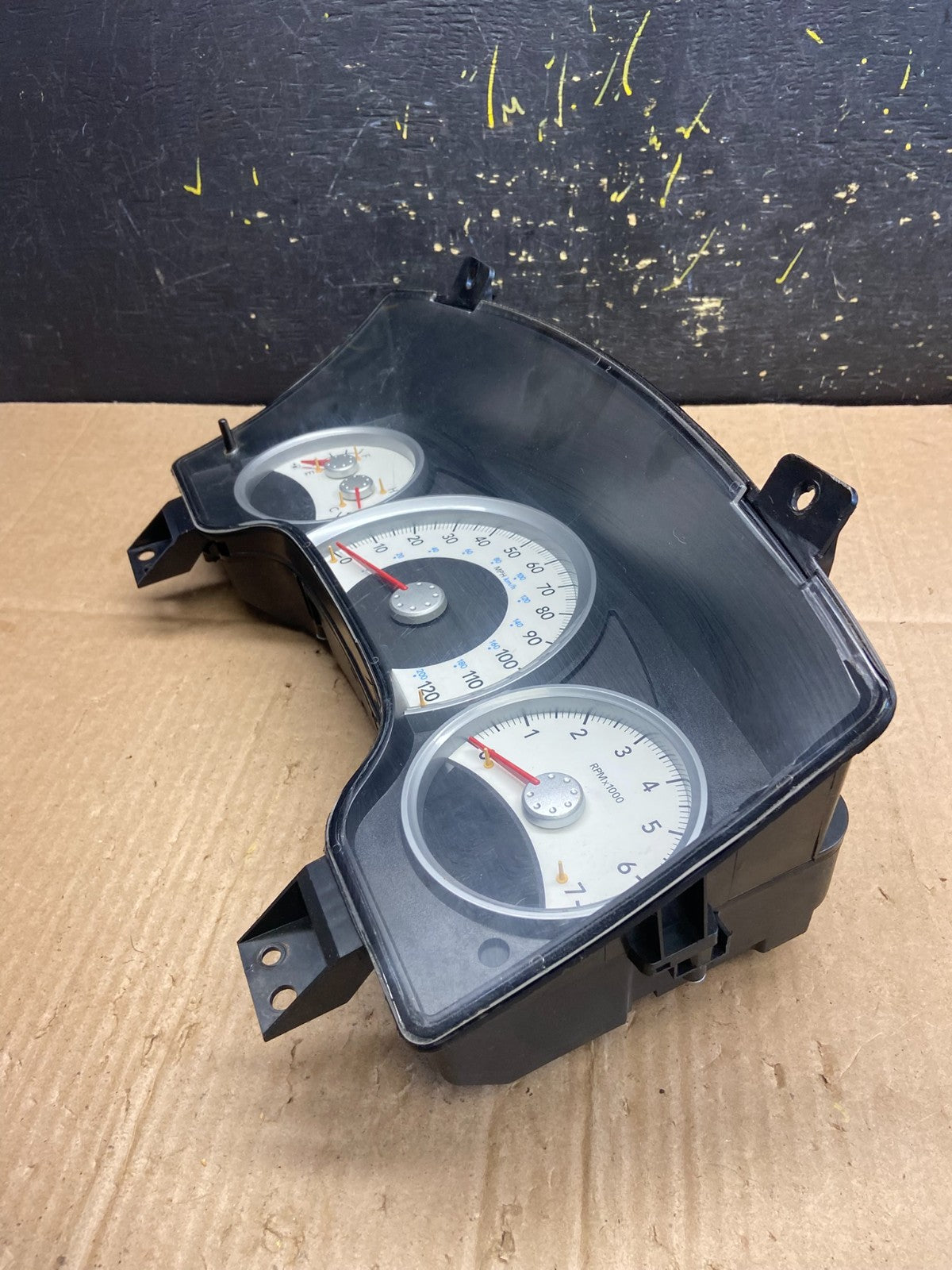 2006 Dodge Durango Speedometer Instrument Cluster Gauge Oem aa8011 DG2