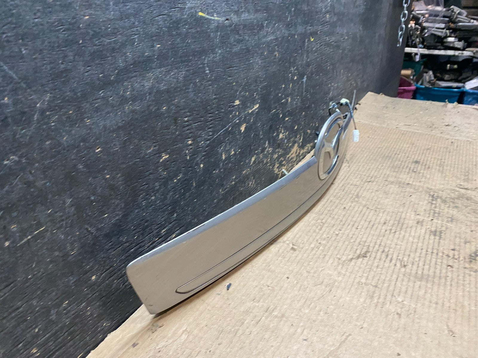 2007-2012 Mazda CX-9 CX9 Trunk Lid Panel Rear View W/O Camera v9608 DG2