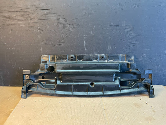 2006 to 2007 Subaru Tribeca 3.0 Lower Center Engine Cover Trim OEM ab7869 DG0