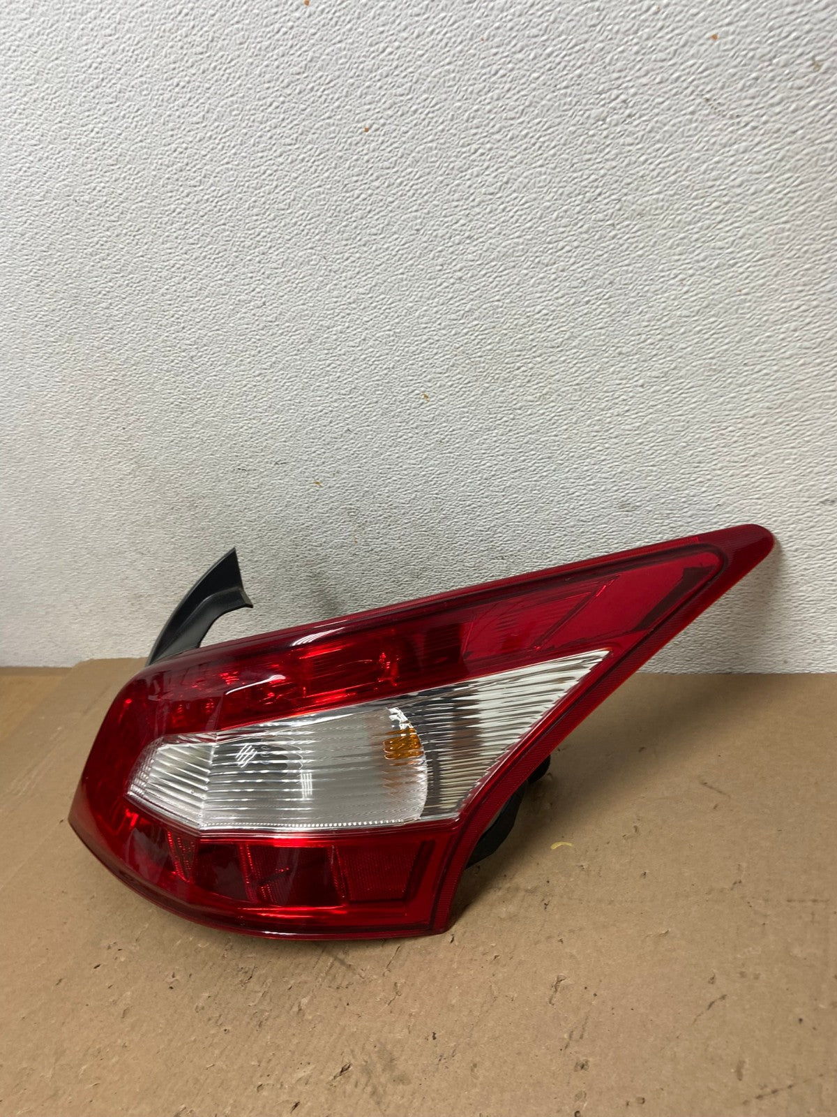 2009 2010 2011 Nissan Maxima Right Passenger RH Side Tail light AD7740 LK2