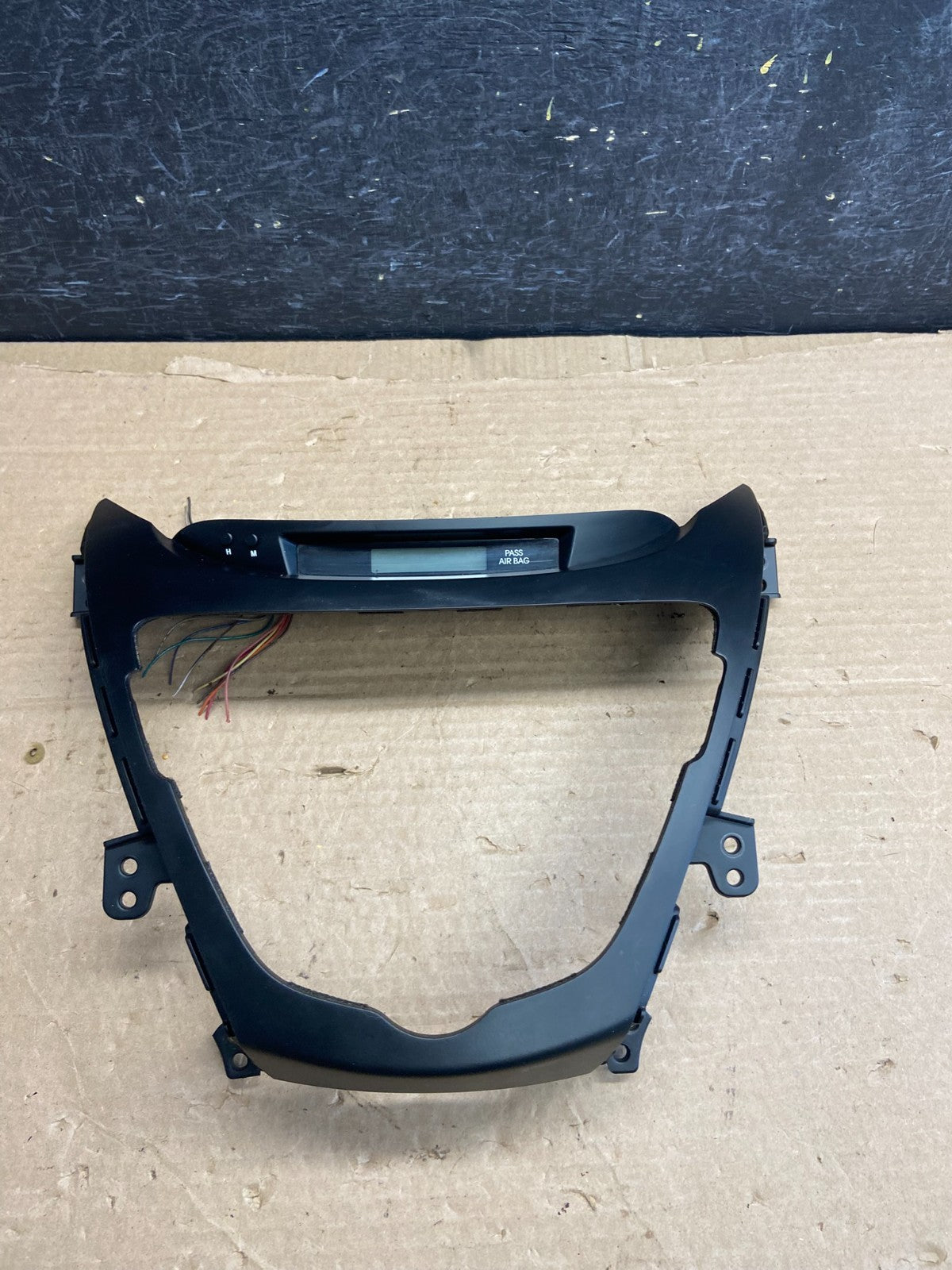 2011-2013 Hyundai Elantra Dash Radio Bezel Clock Display Trim af2607 DG0