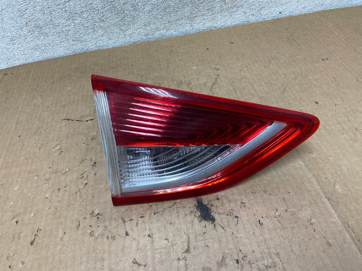 2013 to 2016 Ford Escape Left Driver LH Side Inner Tail Light AI9101 LK0