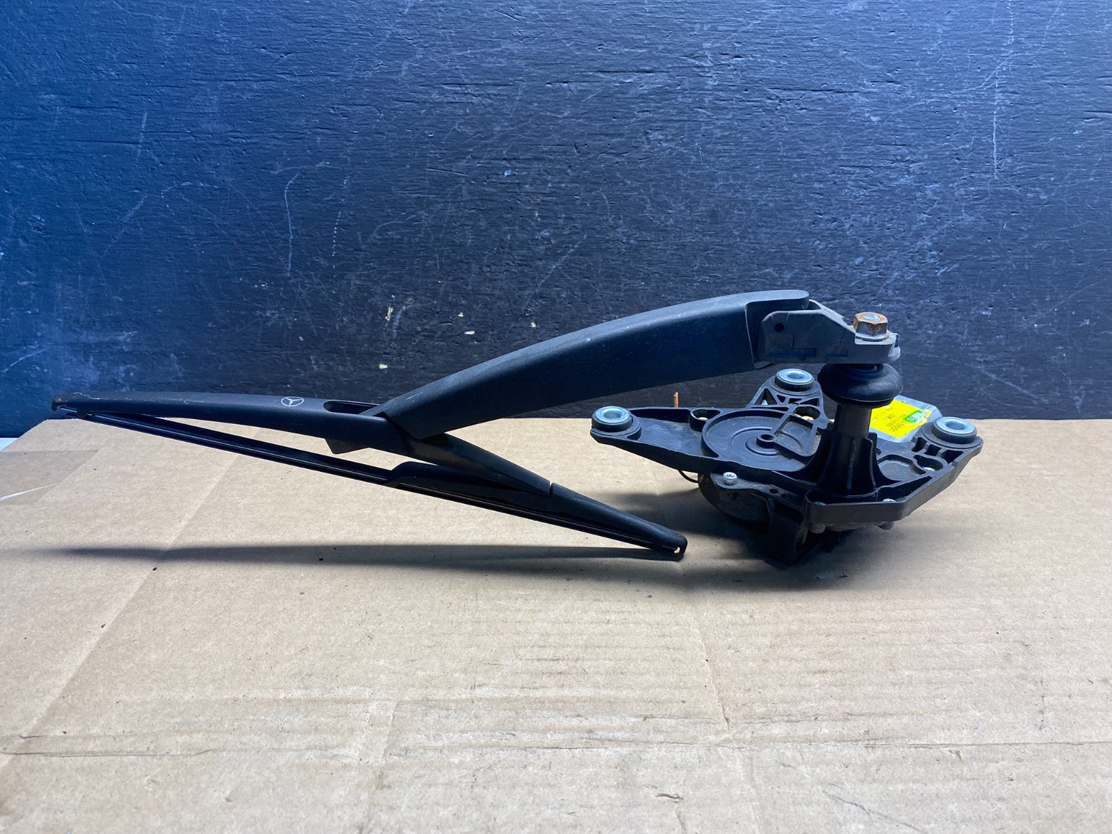 2006-2013 Mercedes GL450 ML500 R550 Rear Glass Windshield Wiper Motor ae8258 DG3