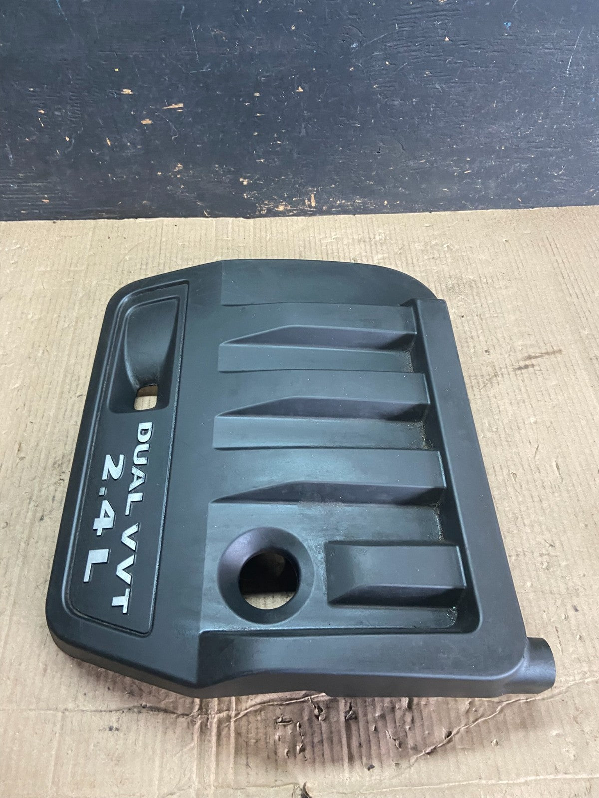 2012 to 2014 Chrysler 200 Engine Cover Top Lid Cover P0446 DG2