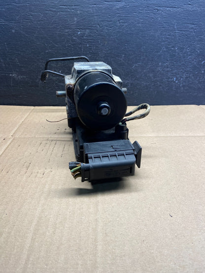 2003 2007 Ford E250 E350 Anti-Lock ABS Antilock Brake Pump AD1779 DG4