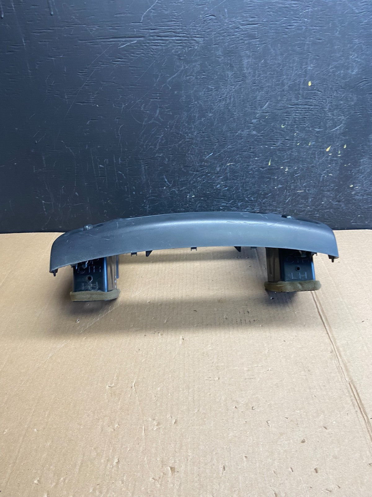 2013-2021 Nissan NV200 Center Console Radio Climate Control Air Vent ae4412 DG3