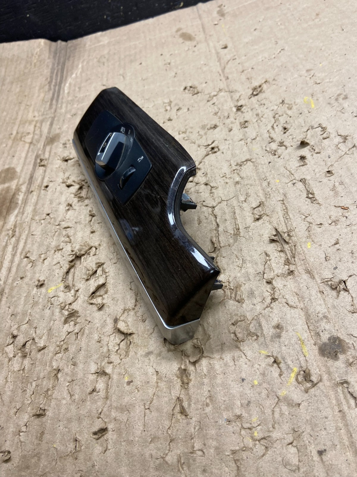 2009-2015 BMW 750I 740I F01 Headlight Lamp Fog Light Control With Bezel X6388 DG2