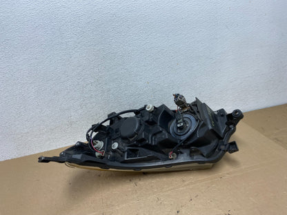 2009 - 2013 Subaru Forester Right Passenger Side Halogen Headlight AF4577 DW5
