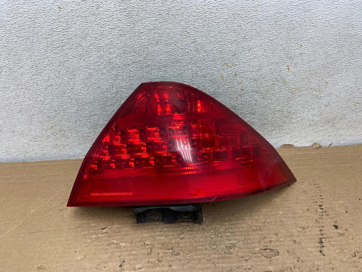 2006 - 2007 Honda Accord Right Passenger Side Tail light AH9290 LK0