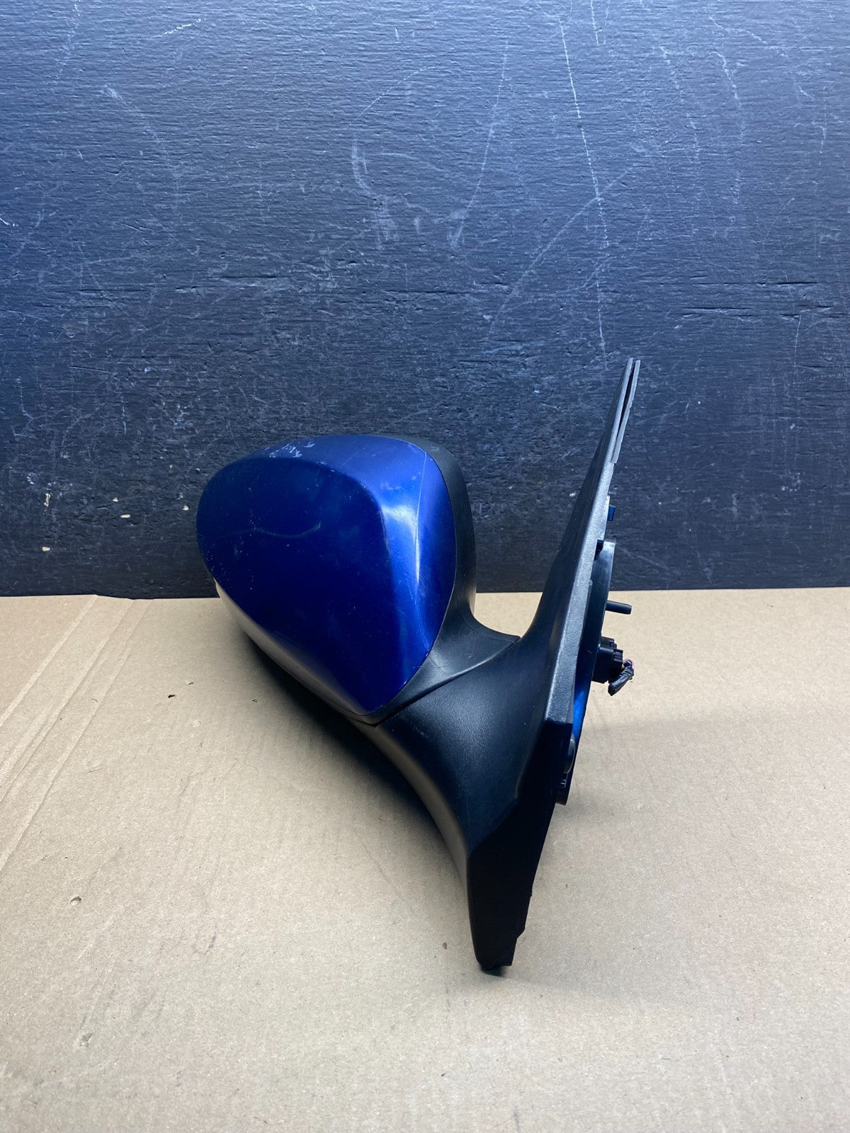 2012 to 2017 Hyundai Accent Right Passenger Side View Door Mirror AG3509 DW2