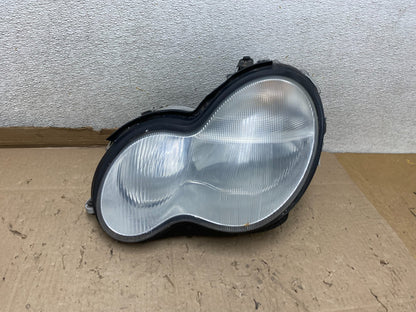 2001-2004 Mercedes-Benz C Class Halogen Left Driver Headlight Oem U6887 DW0