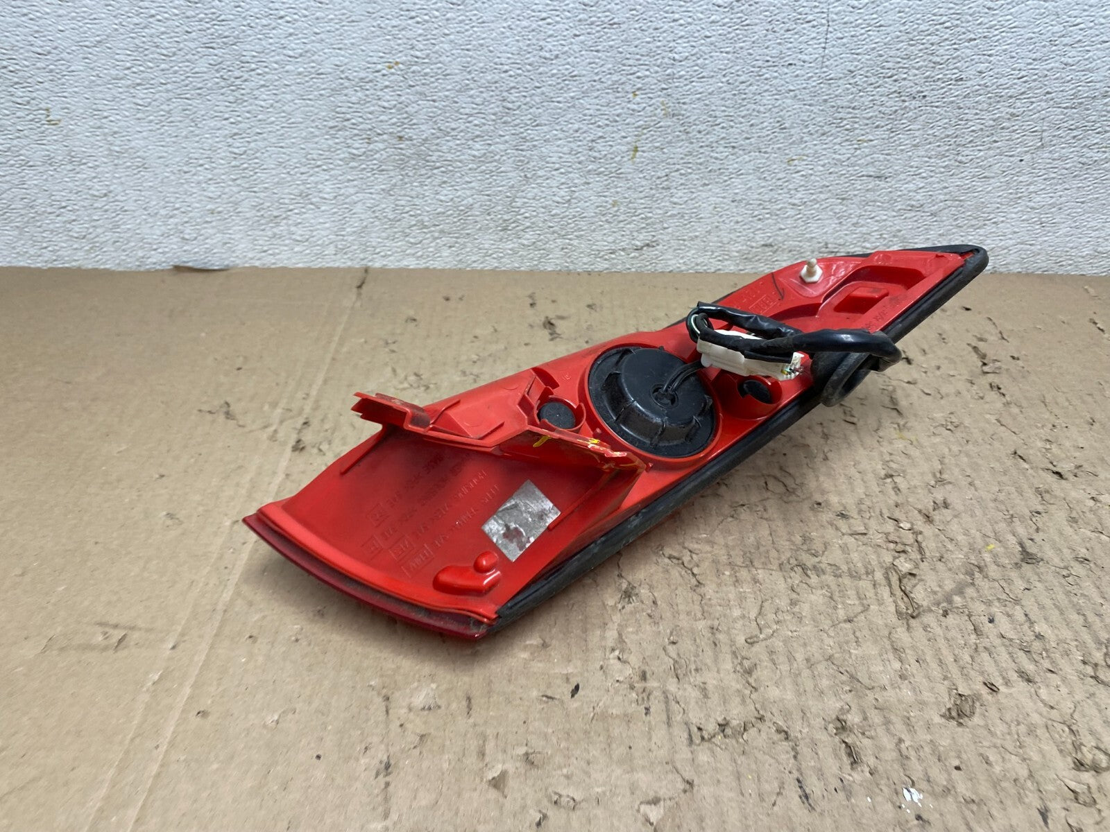 2003 to 2008 Infiniti FX35 FX45 Right Passenger RH Side Tail Light OEM L6537 DW4