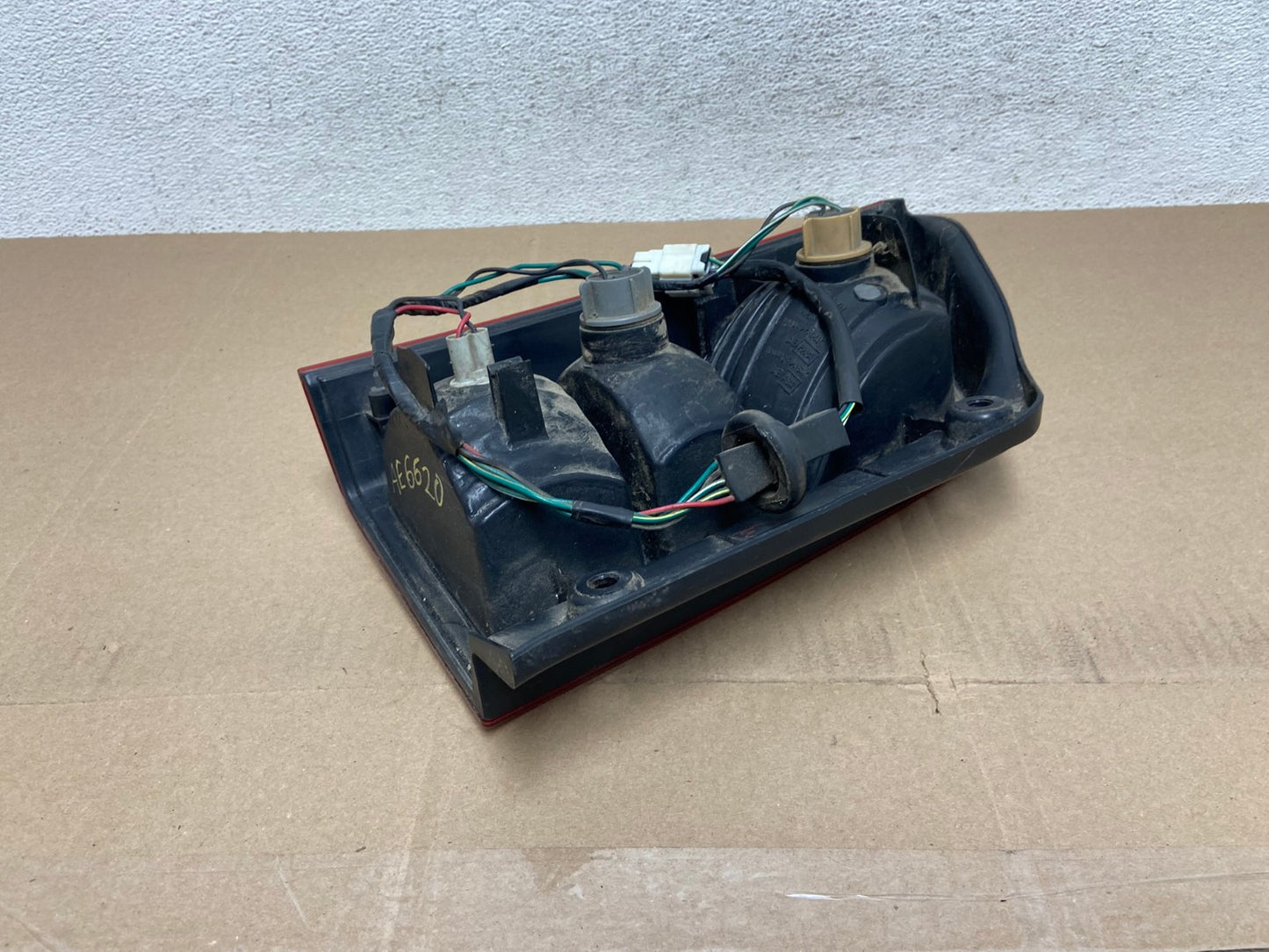 2005 to 2012 Nissan Pathfinder Right Passenger RH Side Tail Light AE6620 LK5