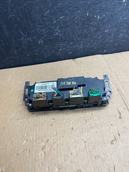 2007-2011 GMC Yukon Tahoe Automatic Climate Temperature Temp Control AE3835 DG3