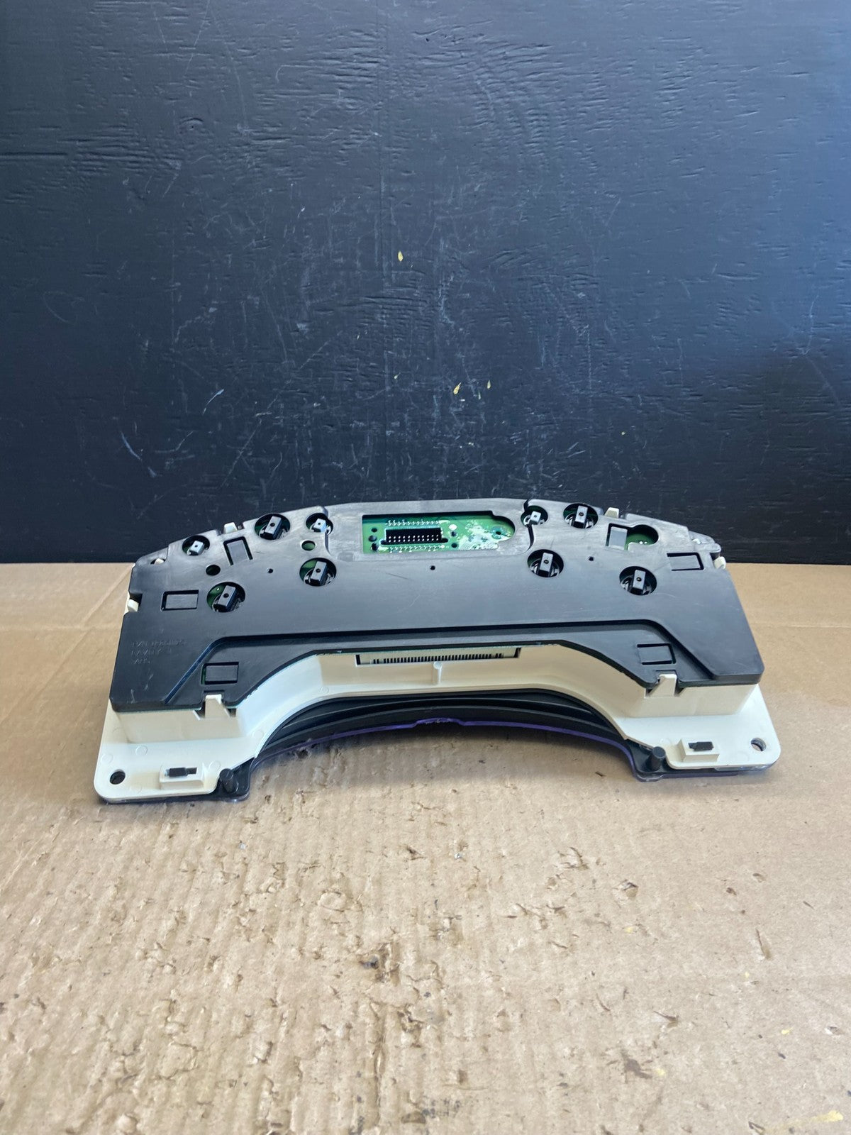 2000 to 2005 Chevrolet Astro Cluster Gauge Speedometer ECM AB9721 DG7