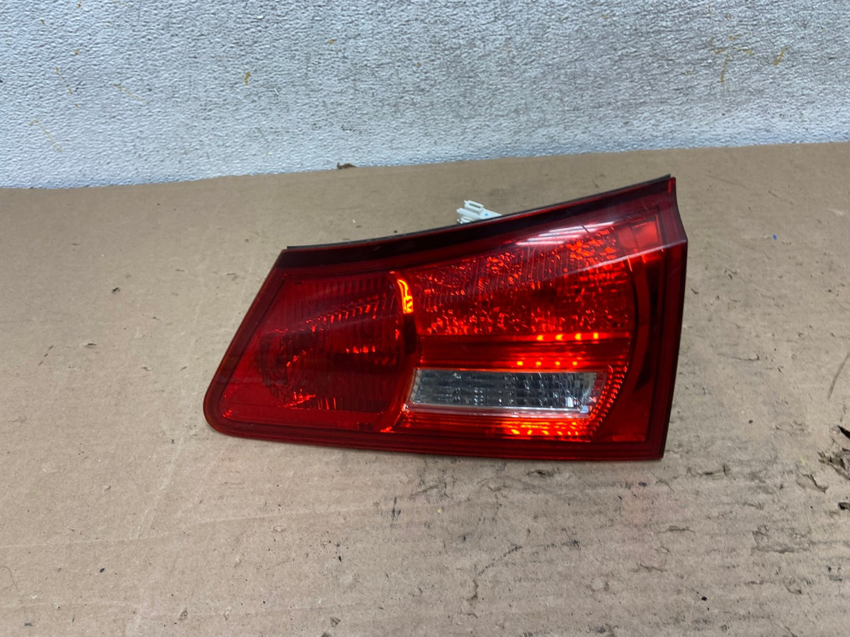 2006 - 2008 Lexus Is250 Is350 Right Passenger RH Inner Tail Light AI1070 LK0