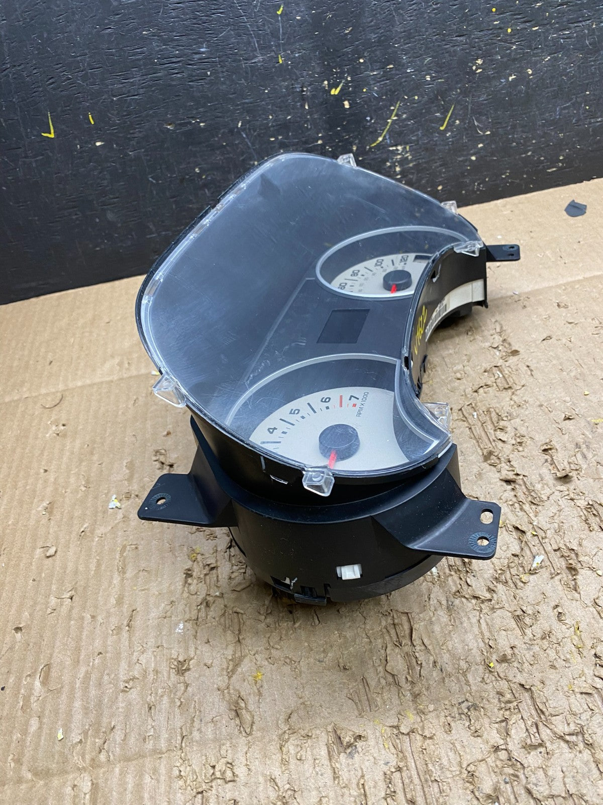 2008 Ford Explorer Speedometer Cluster Gauge Oem V7622 DG2