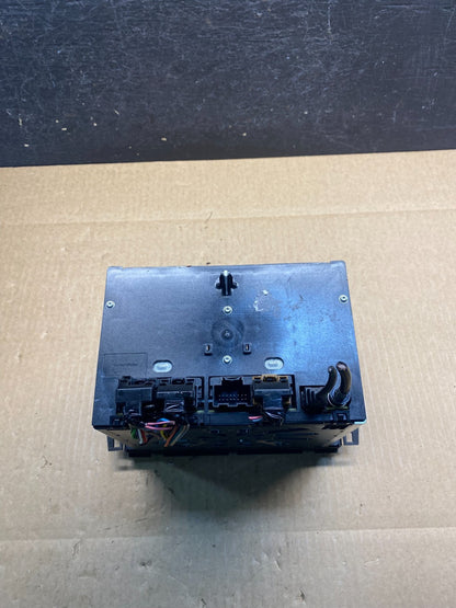 2007 to 2014 Chevrolet GMC Cadillac Radio Navigation Screen Display AG9522 DG5