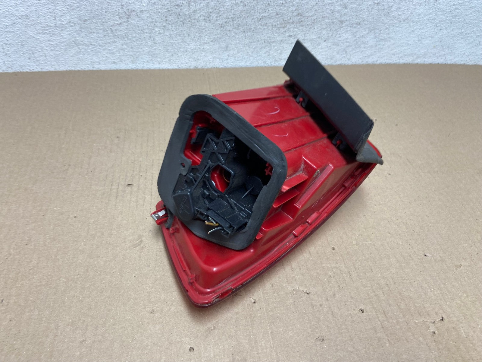2011 to 2014 Volkswagen Jetta Left Driver LH Side Tail Light AE9452 LK4