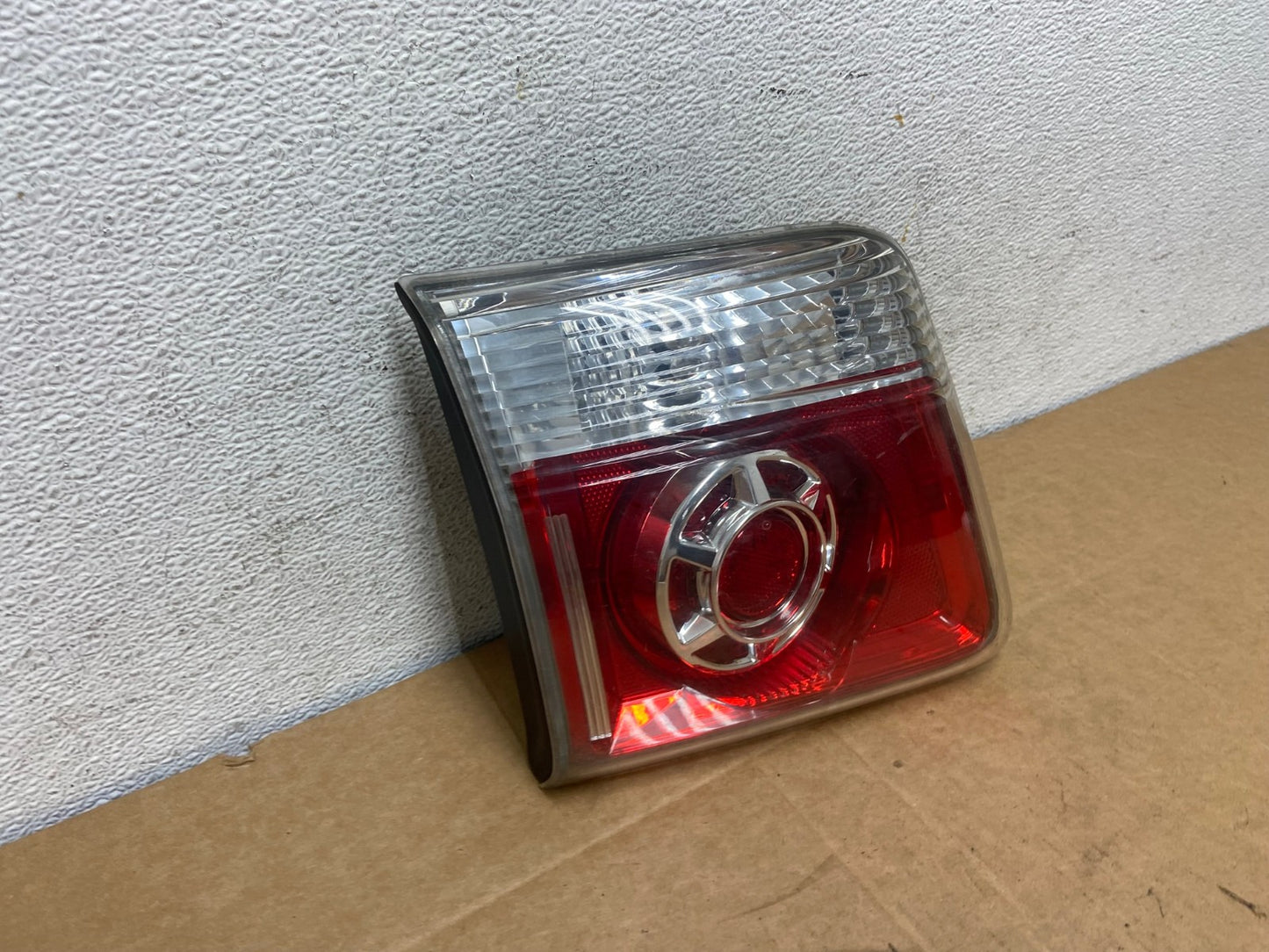 2007 to 2012 GMC Acadia Left Driver Lh Side Tail Light Inner AD5423 LK2