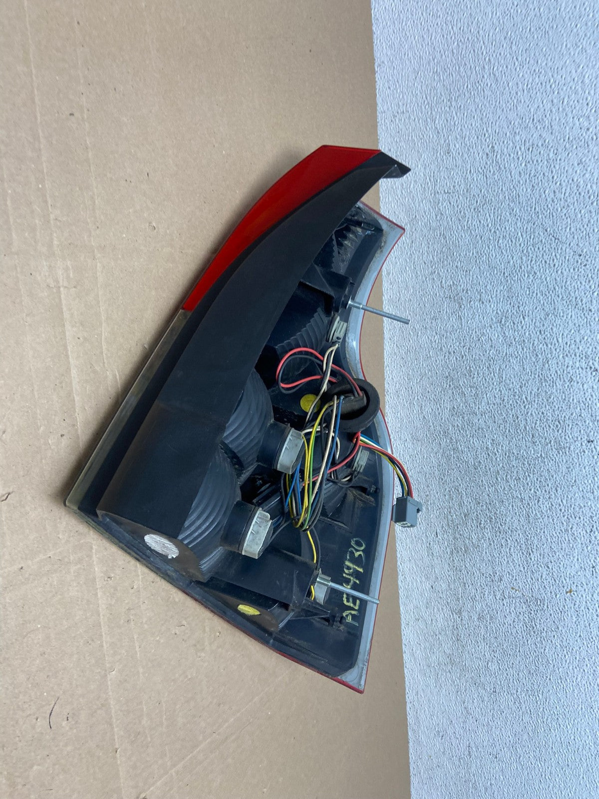 2007 to 2012 Volvo XC90 Left Driver Lh Side Lower Tail Light AE4930 LK5