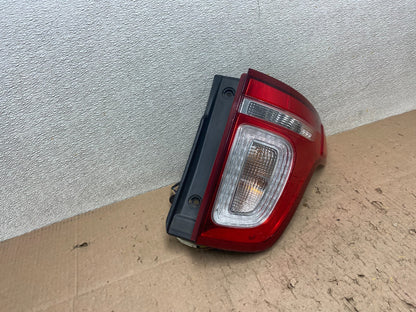 2011-2015 Ford Explorer Police Package Right Passenger Side Tail light Y4881 DW2