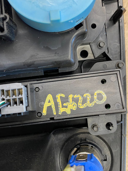 2005 to 2007 Jeep Commander Grand Cherokee A/C Climate Control Bezel ag6220 DG7