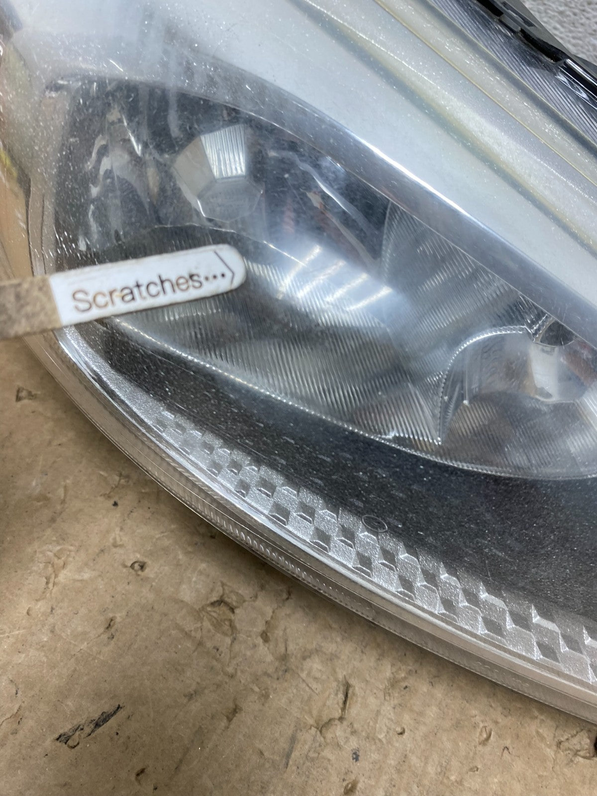 2015-2017 Ford Focus Right Passenger Rh Side Halogen Headlight AF7922 DW3