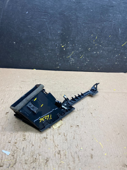 2014-2017 Infiniti Q50 Left Driver Side Center Dash Air AC A/C Vent T6236 DG4
