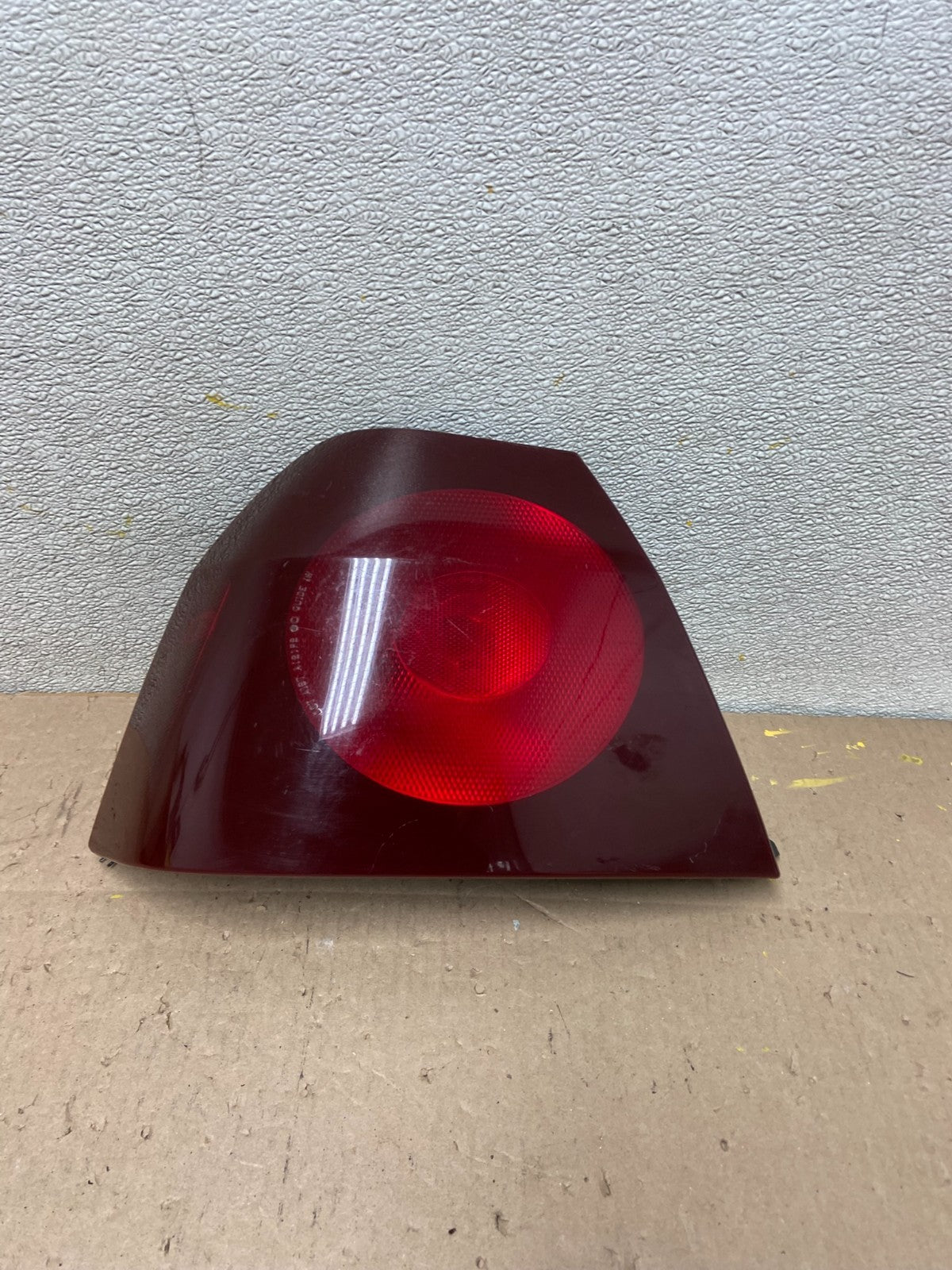 2000 - 2005 Chevrolet Impala Left Driver Lh Side Tail Light AD0997 LK0
