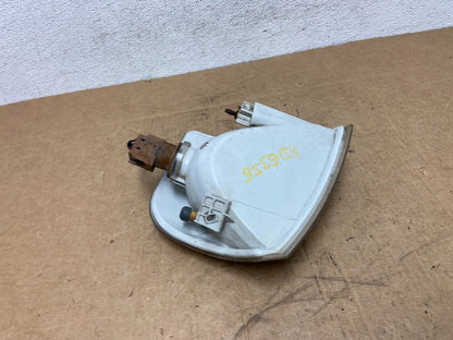 2002-2004 Ford Explorer Front Right Passenger RH Side Turn Signal ad6356 DG5